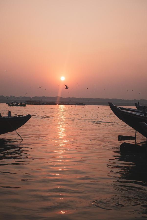 Vishnu Rest House Varanasi Exteriör bild