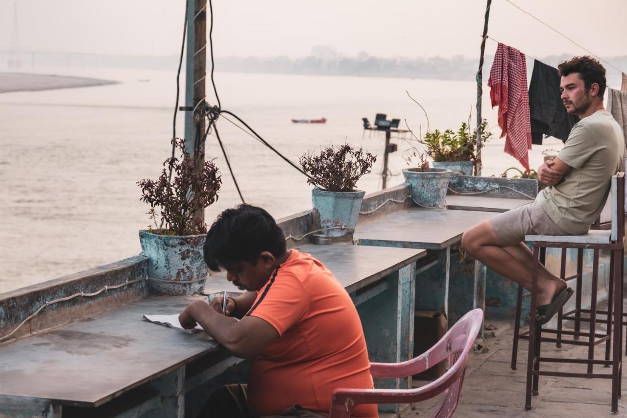 Vishnu Rest House Varanasi Exteriör bild